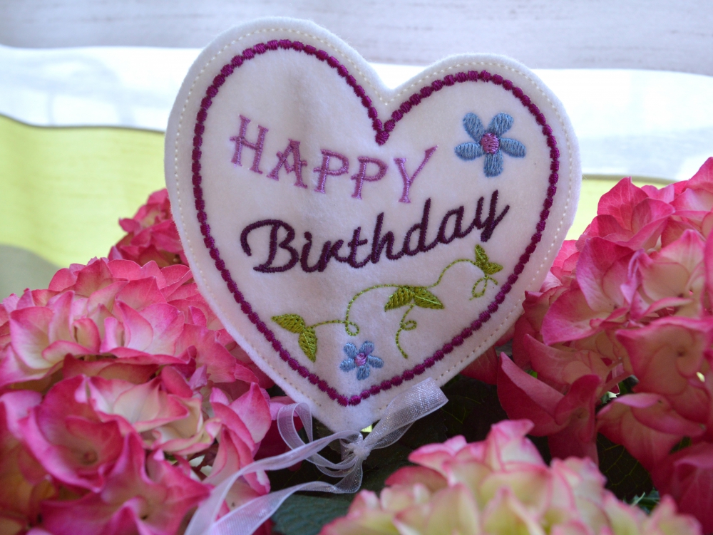 Bild 1 von ITH Stickdatei Blumenstecker  Geburtstag Happy Birthday