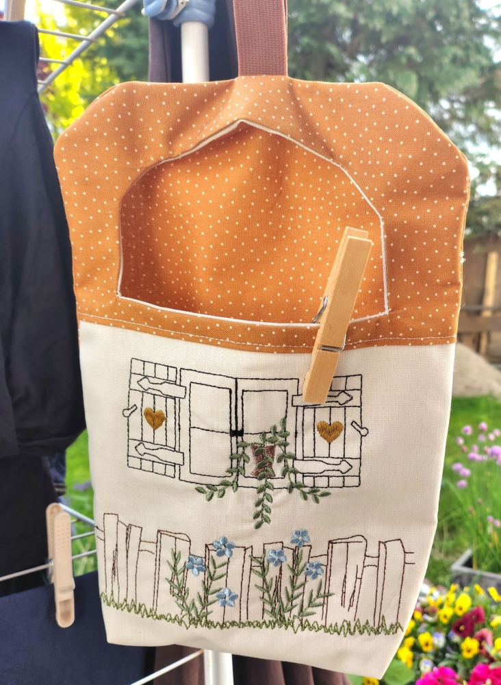 Bild 1 von Stickdatei ITH Wäscheklammersack 5 Motive Landleben mit blanko Datei  / (Stickrahmengröße) 20x30cm