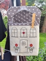 Bild 3 von Stickdatei ITH Wäscheklammersack Haus Wäscheleine mit blanko Datei
