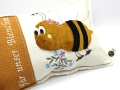 Bild 1 von Stickdatei ITH Kissen Biene Hummel  / (Stickrahmengröße) 24x36cm