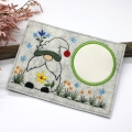 Stickdatei Mugrug Untersetzer Wichtel Frühling Ostern